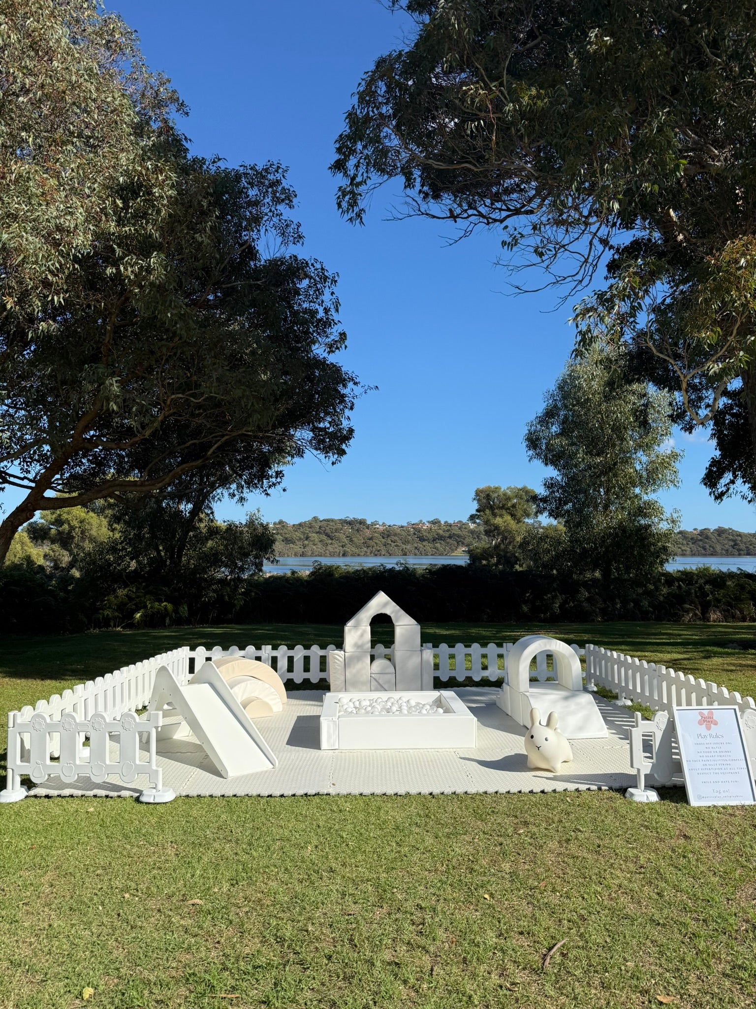 Petite White Package 4