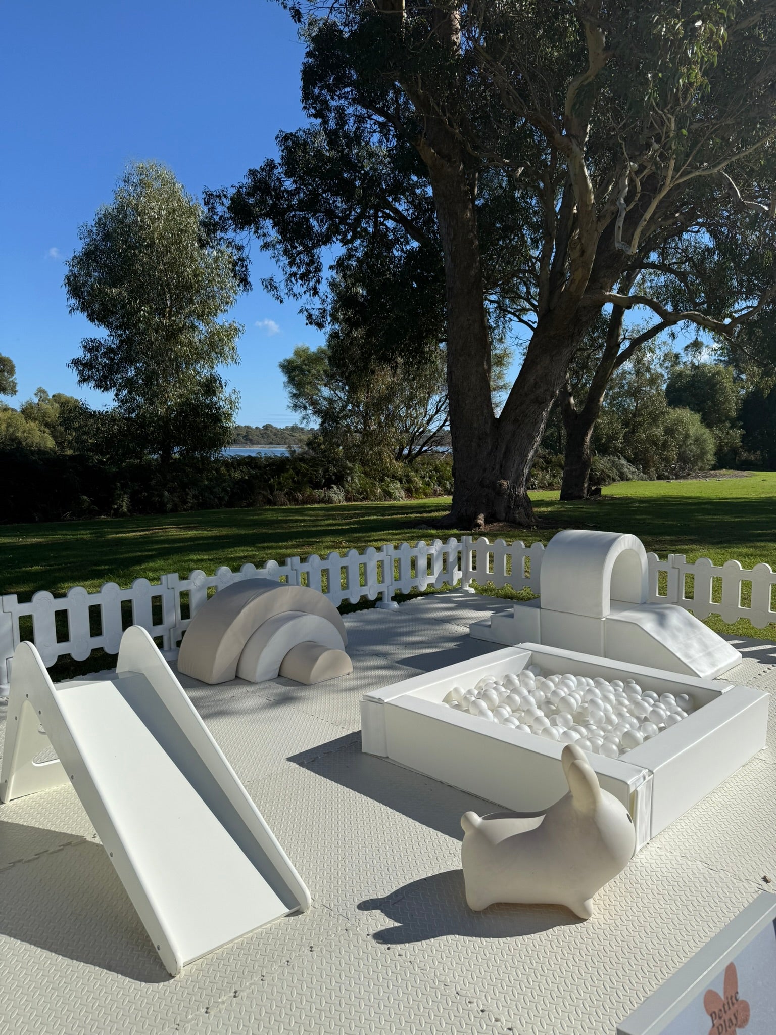 Petite White Package 3