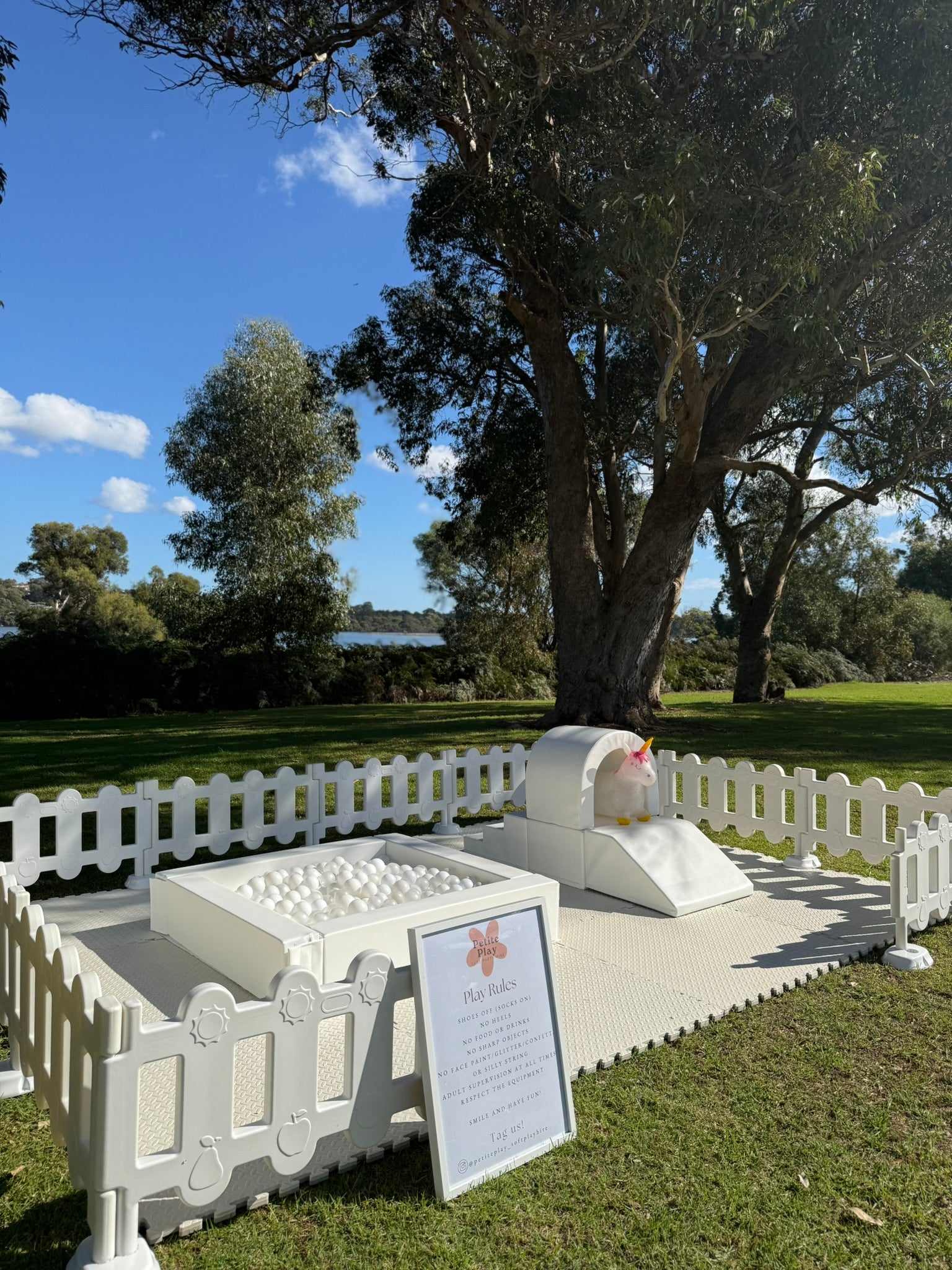 Petite White Package 1