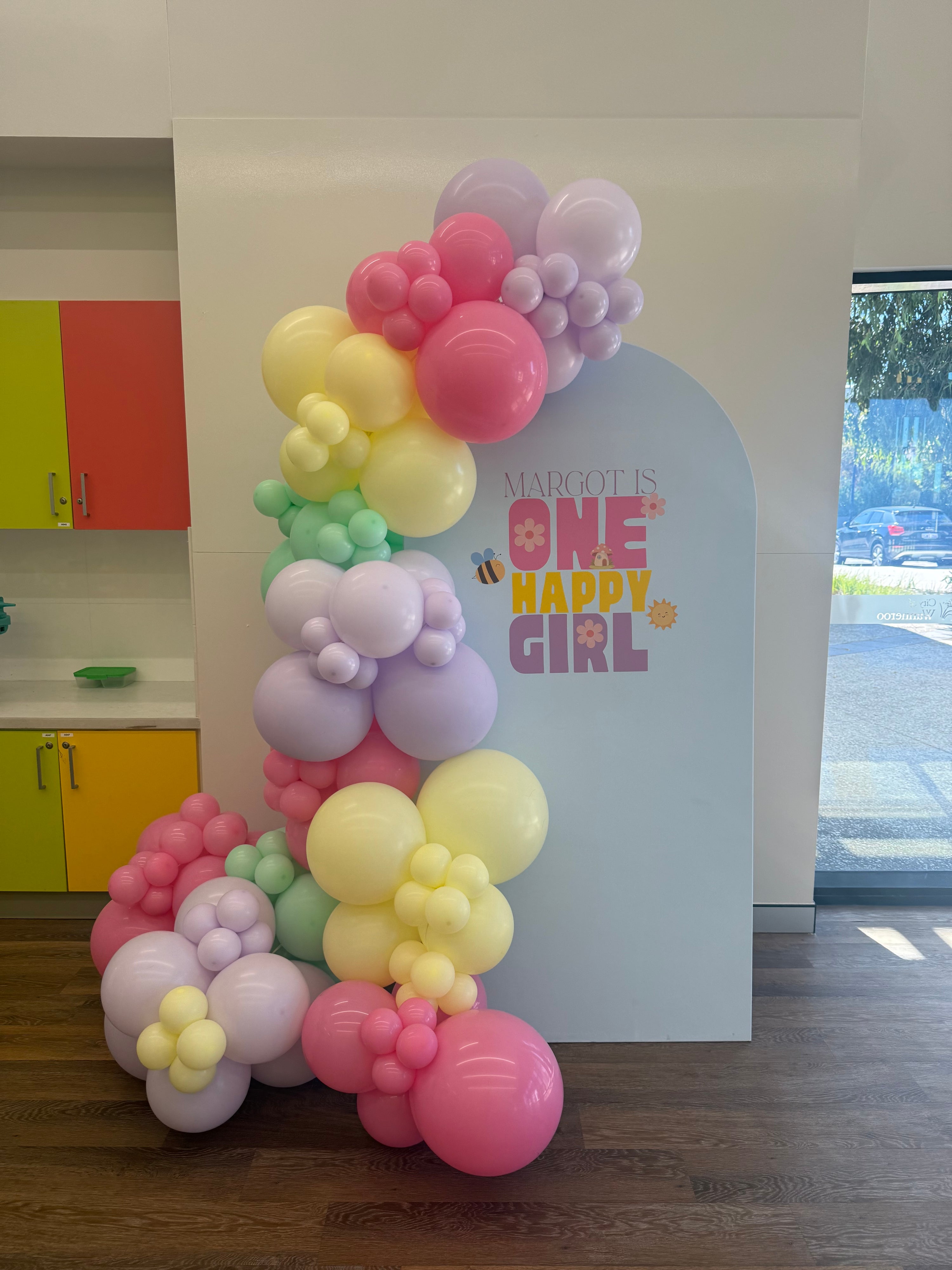 Arch and balloon garland